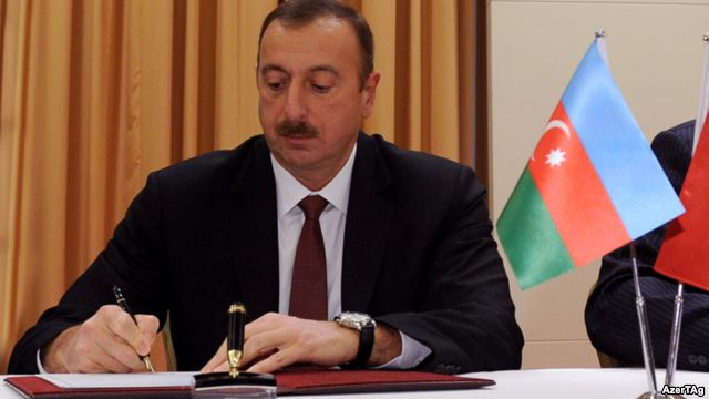 Azerbaijani president signs order on state support to development of sericulture 